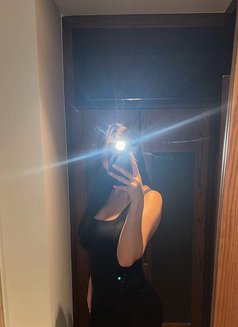Anna - Tall independent‍ - escort in Dubai Photo 5 of 5