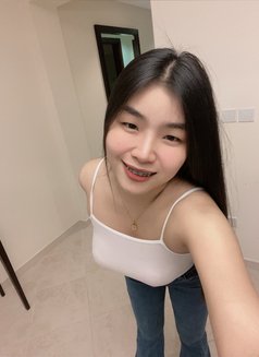 Anna - escort in Abu Dhabi Photo 14 of 17