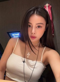 Anna - Masajista in Ahmedabad Photo 1 of 3