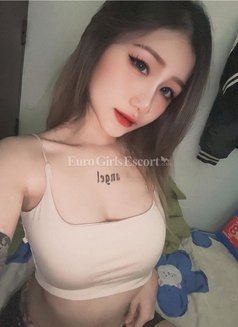 Anna - masseuse in Al Ain Photo 6 of 8