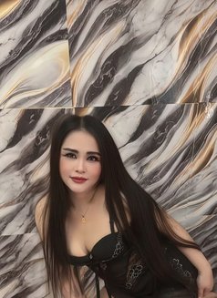 Anna - escort in Al Sohar Photo 1 of 5