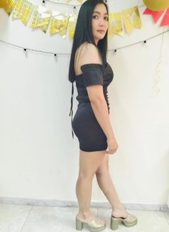 Anna - escort in Doha Photo 6 of 10