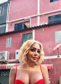 Anna - Acompañante transexual in Pattaya Photo 7 of 9