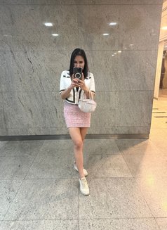 Anna, Thai - escort in Abu Dhabi Photo 8 of 8