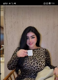 Anna - escort in Muscat Photo 1 of 11