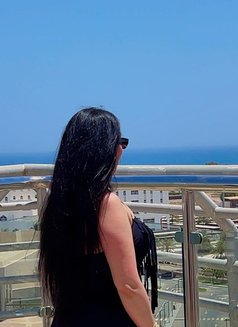 Anna - escort in Muscat Photo 7 of 11
