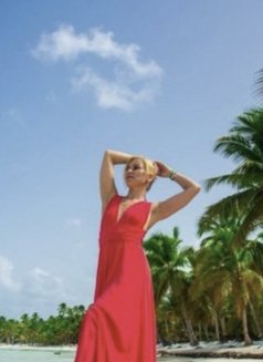 Anna - puta in İstanbul Photo 6 of 7