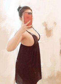 Anna - escort in Ajmān Photo 3 of 4