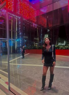 Vivian- hot gym body and - escort in Hanoi Photo 4 of 10