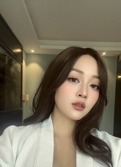 Anna - escort in Hanoi Photo 4 of 6