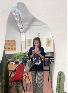 Anna - dominatrix in Hanoi Photo 3 of 9