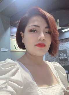 Linda Hà Nội - dominatrix in Hanoi Photo 11 of 16