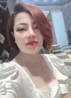 Linda Hà Nội - dominatrix in Hanoi Photo 13 of 16