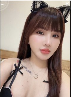 Anna - puta in Ho Chi Minh City Photo 3 of 7