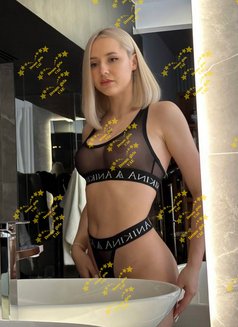 ANNA WONDERFUL LADY - puta in Abu Dhabi Photo 3 of 9