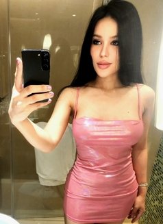 Annaanita - Transsexual escort in Riyadh Photo 2 of 11