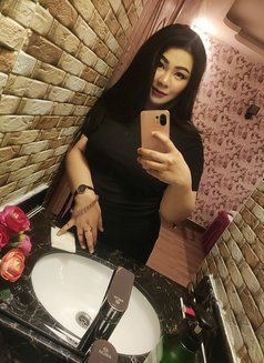 Annabel - escort in Muscat Photo 4 of 7