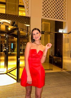 Annabel - escort in Dubai Photo 1 of 12