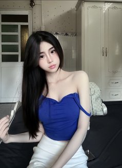 Annal - masseuse in Abu Dhabi Photo 2 of 5