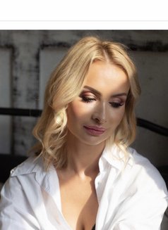 Annat - puta in Dubai Photo 2 of 6