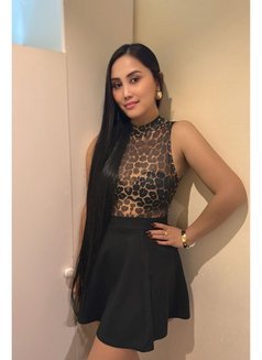 Anne - puta in Dubai Photo 3 of 3