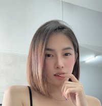 Anne - escort in Manila