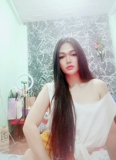 Anne - Transsexual escort in Makati City Photo 6 of 10