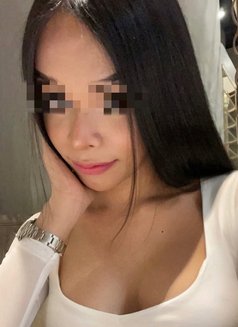 Anne - escort in Bangkok Photo 2 of 7