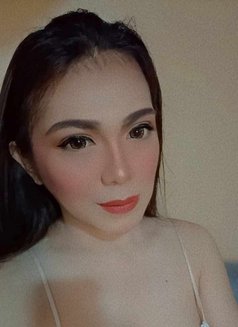 Anne Marie - Transsexual escort in Manila Photo 28 of 28