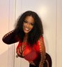Anne Privé - escort in Dubai Photo 3 of 5
