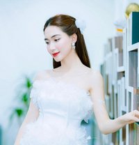 Anne - puta in Abu Dhabi