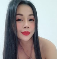 Anne - escort in Muscat