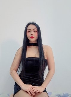 Anne - puta in Muscat Photo 6 of 6