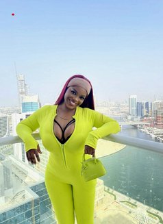 Anne - escort in Dubai Photo 6 of 8