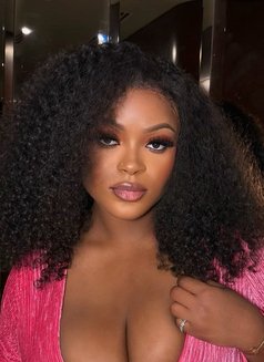 Anne - escort in Dubai Photo 7 of 8