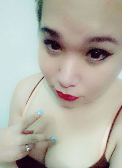 Annedesires - Transsexual escort in Manila Photo 1 of 7