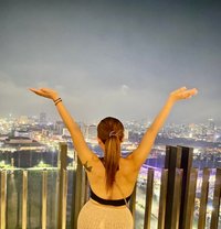 Annejoh - masseuse in Tirana