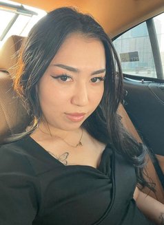 Annelia - escort in Dubai Photo 2 of 5