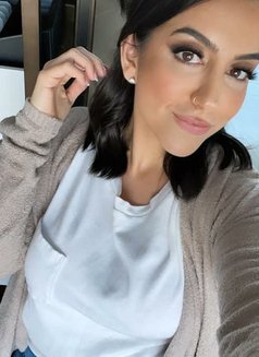 Annemorin075 - escort in Stuttgart Photo 4 of 6