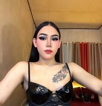 Annesarap - Intérprete de adultos in Manila