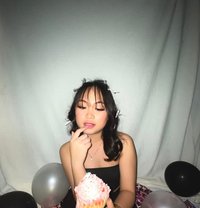 Annesarap - Intérprete de adultos in Manila