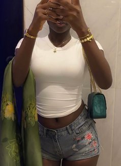 Samali - escort in Kampala Photo 2 of 8