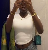 Samali - escort in Kampala