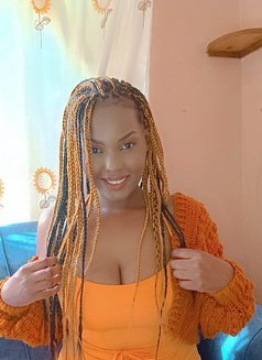 Annette - escort in Nairobi Photo 3 of 4