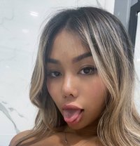 Anni - puta in Tokyo