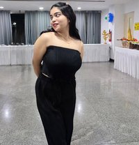 Anni Tight Big Setisfy Service - puta in Wolverhampton
