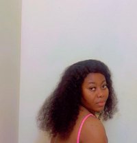 Annie - escort in Doha