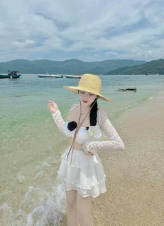 Annie Best Nuru and Oral Sex - puta in Da Nang Photo 8 of 8