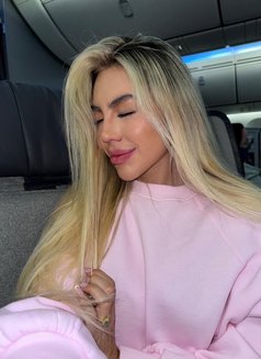 Annie - escort in İstanbul Photo 6 of 7