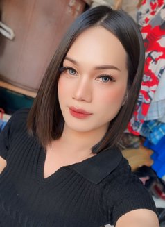 Annie - masseuse in Bangkok Photo 3 of 3